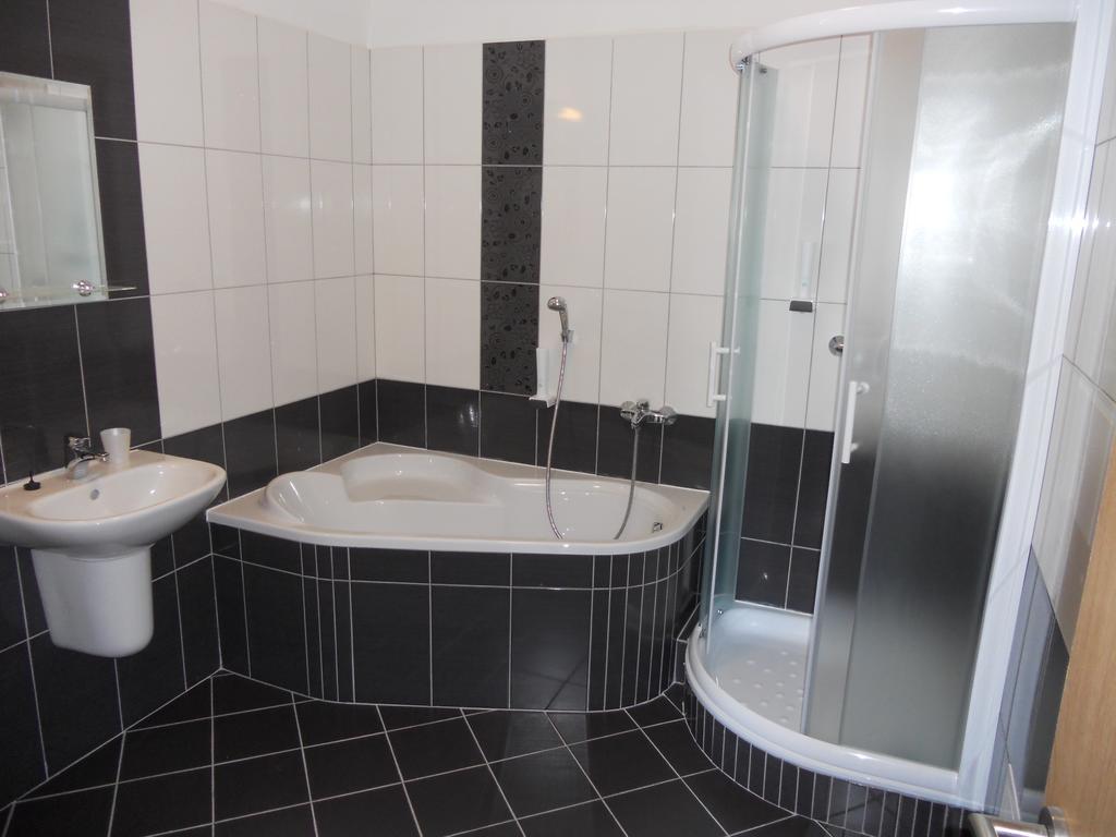 Motel Madona Banská Bystrica Habitación foto